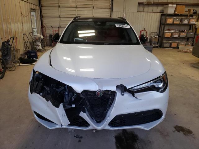 ZASPAKBN2L7C77607 Alfa Romeo Stelvio TI 5