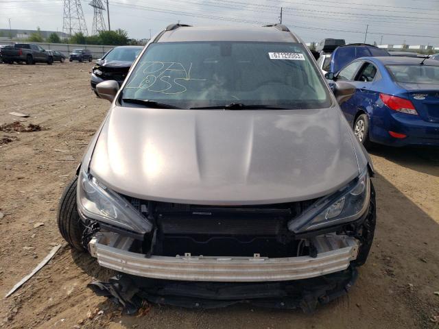 2C4RC1BG8HR537957 2017 CHRYSLER PACIFICA, photo no. 5