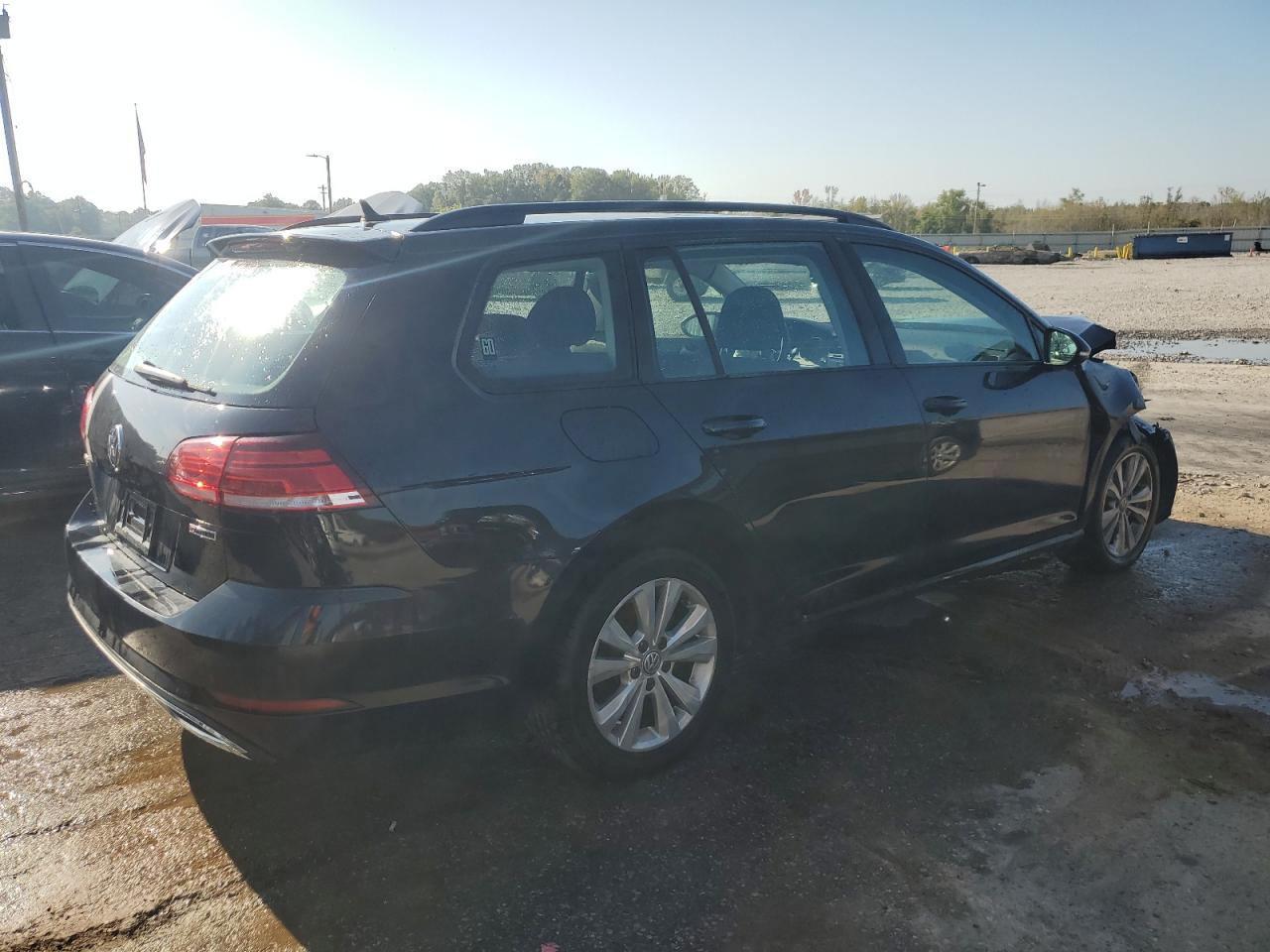 2019 Volkswagen Golf Sportwagen S vin: 3VW117AU8KM510315