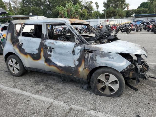 KNDJN2A21F7775473 KIA Soul