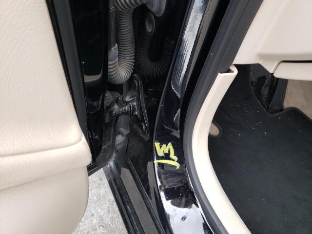 WDDWJ8DB3KF770281 Mercedes-Benz C 300