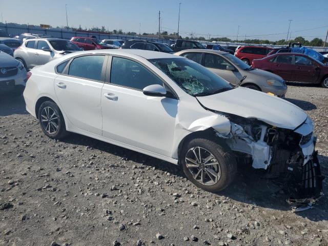 VIN 3KPF24AD9PE669642 2023 KIA Forte, LX no.4