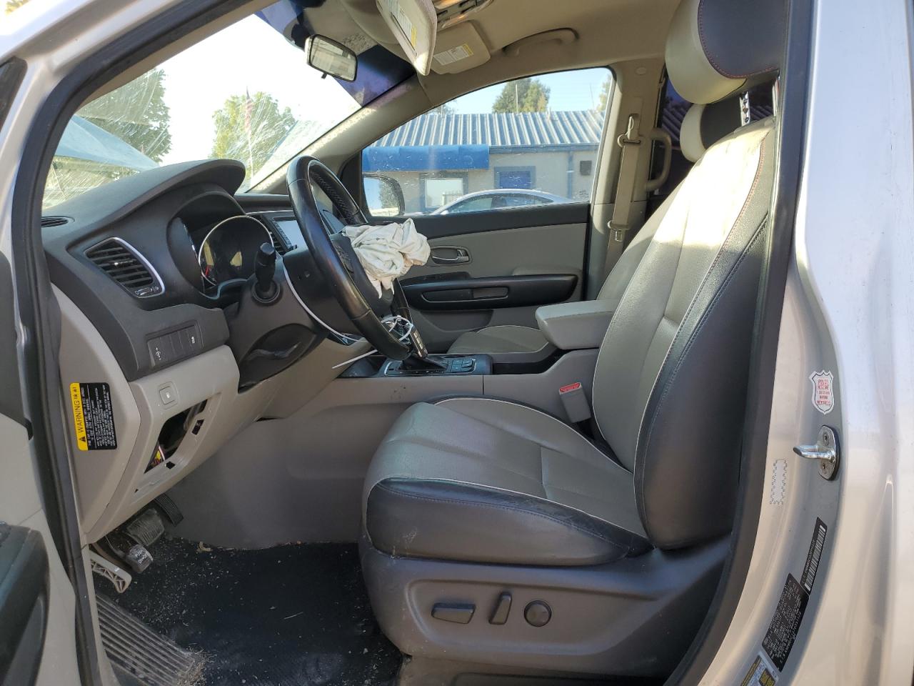 KNDMB5C13J6351528 2018 Kia Sedona Lx