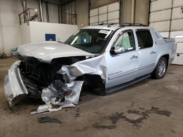 2013 Chevrolet Avalanche LS