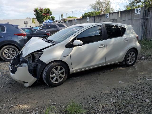 2013 Toyota Prius c 