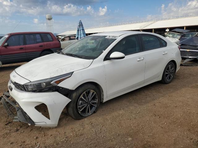 3KPF24AD6PE530455 Kia Forte LX