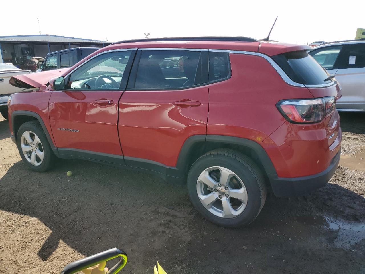 VIN: 3C4NJDBB2MT559311 2021 JEEP COMPASS