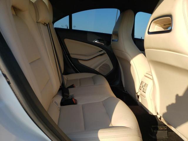 WDDSJ4EB9EN117096 Mercedes-Benz CLA 250