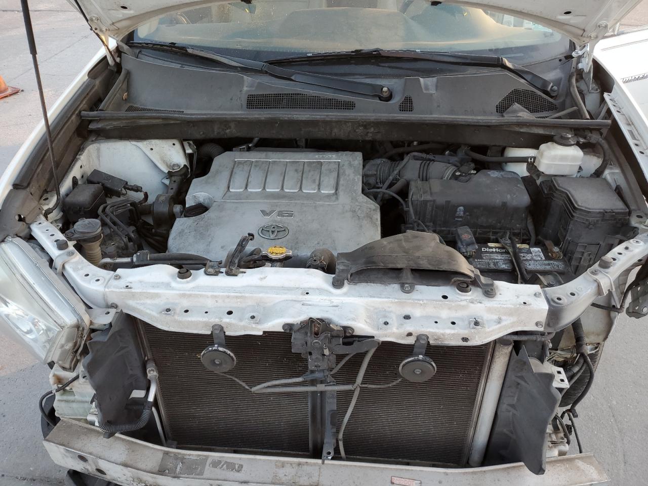 TOYOTA HIGHLANDER LIMITED