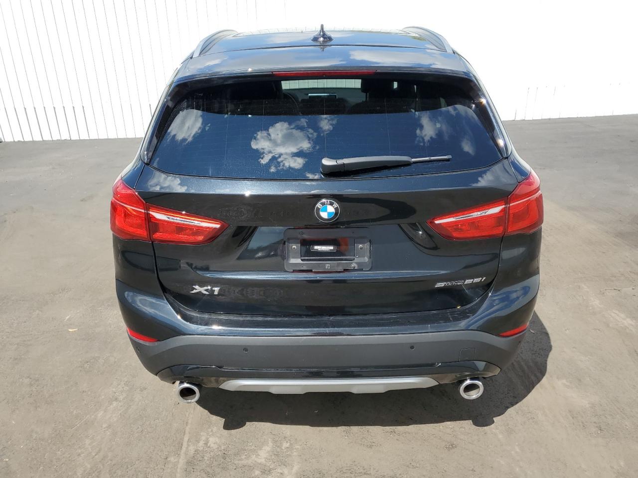 WBXJG7C0XN5V09112 BMW X1 SDRIVE2 6