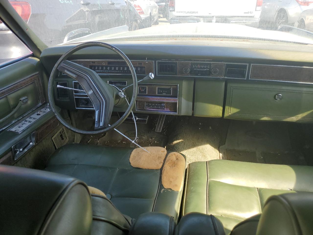 5Y82A831487 1975 Lincoln Continentl