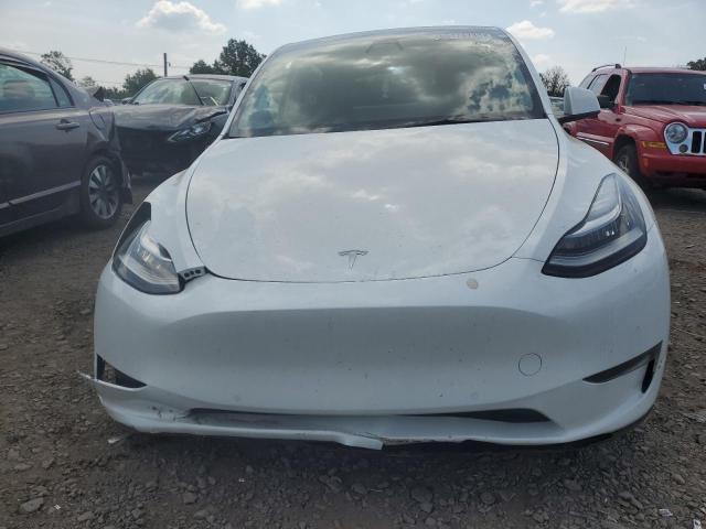 7SAYGDEE8NF309642 Tesla Model Y  5