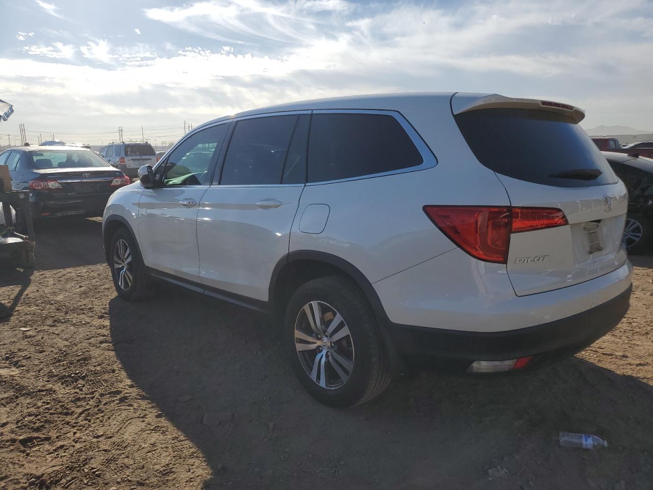 5FNYF5H57JB023809 2018 Honda Pilot Exl 5FNYF5H57JB023809 2018 Honda Pilot Exl