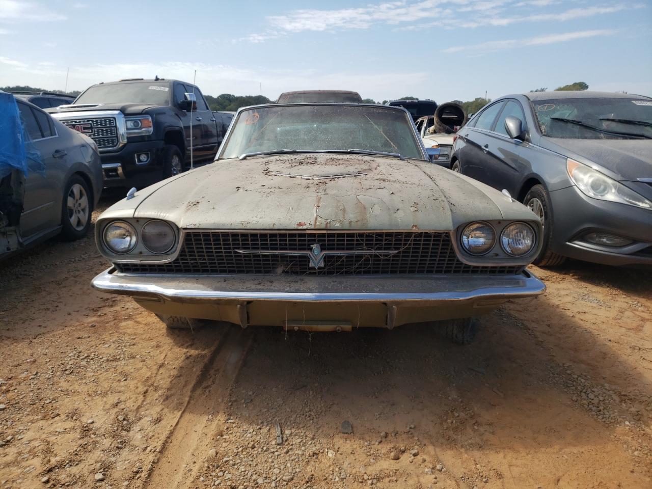 6Y81Z105109 1966 Ford Thunderbir