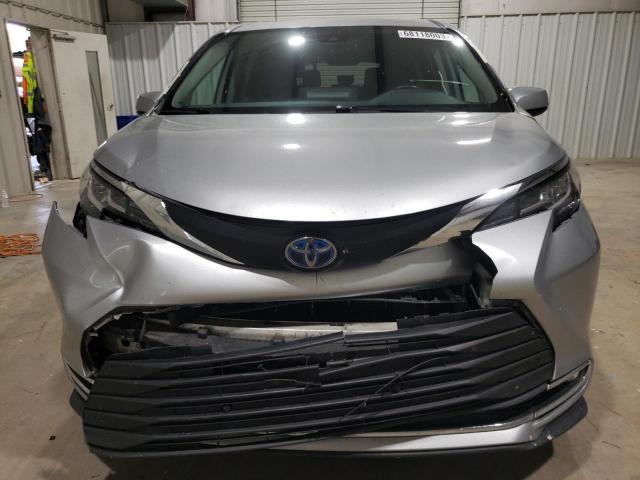 5TDYRKECXMS063570 | 2021 TOYOTA SIENNA XLE