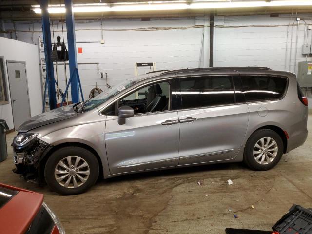 2C4RC1BGXJR262131 2018 CHRYSLER PACIFICA, photo no. 1