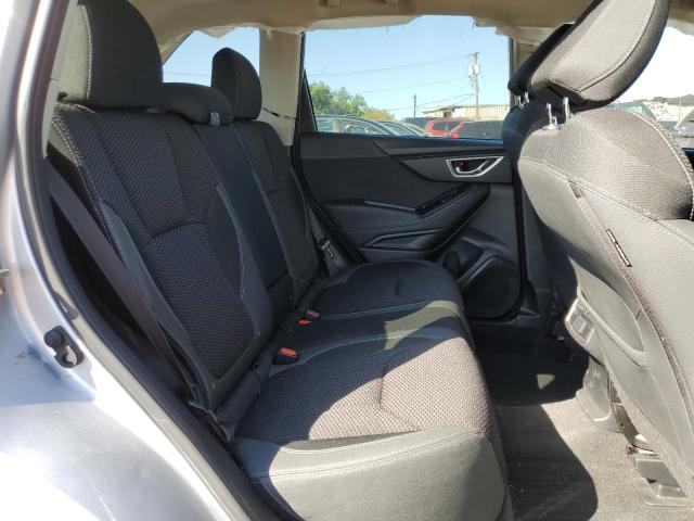 JF2SKAEC0KH461667 Subaru Forester Premium