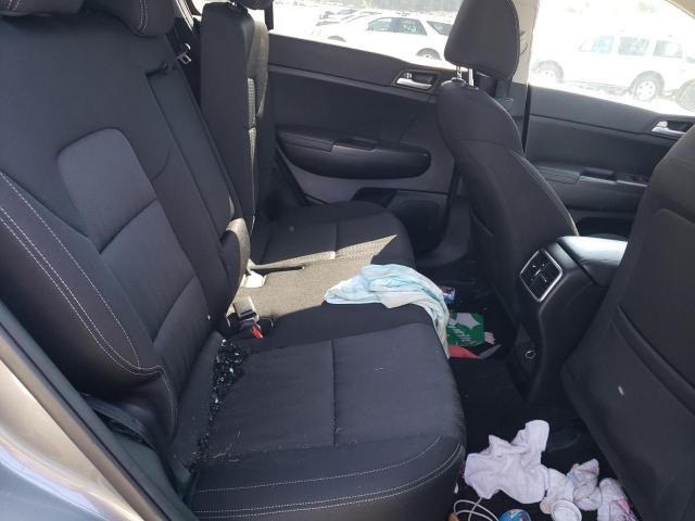 KNDPMCAC7H7219067 KIA Sportage Lx