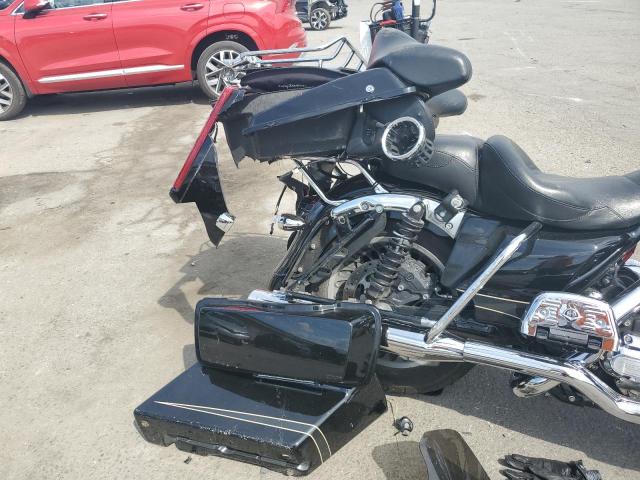 2011 HARLEY-DAVIDSON FLTRU 1HD1KGM1XBB625912
