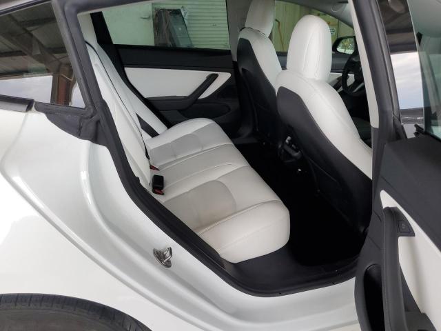 5YJ3E1EA8MF858801 Tesla MODEL 3