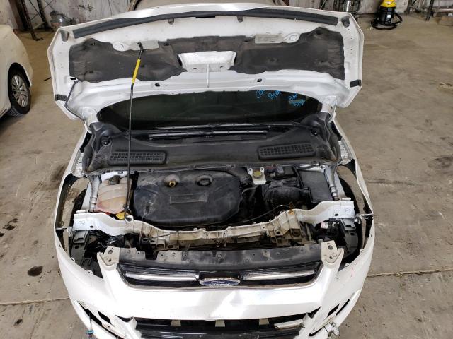 1FMCU9J9XFUC33495 Ford Escape Titanium