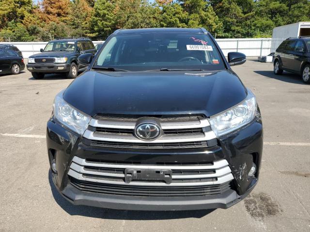 VIN 5TDJZRFH2KS593923 2019 Toyota Highlander, SE no.5