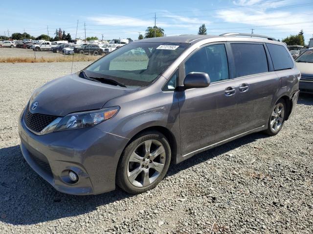 2011 Toyota Sienna 