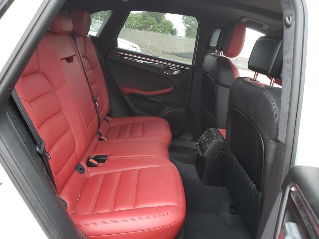 2016 PORSCHE MACAN TURB - WP1AF2A54GLB94581