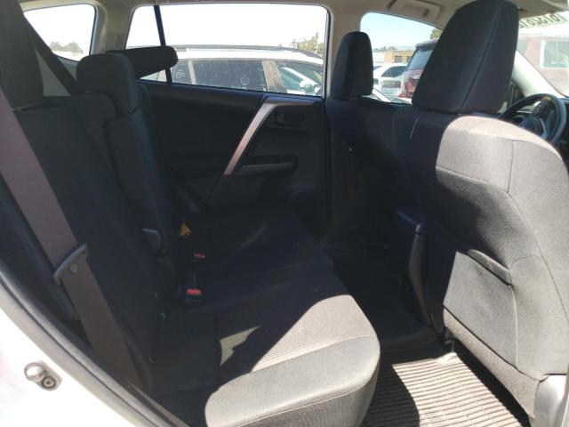 2017 TOYOTA RAV4 LE - JTMZFREVXHJ708132