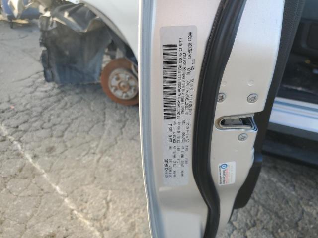 1C6RR7TT2KS547541 RAM 1500 Classic Slt