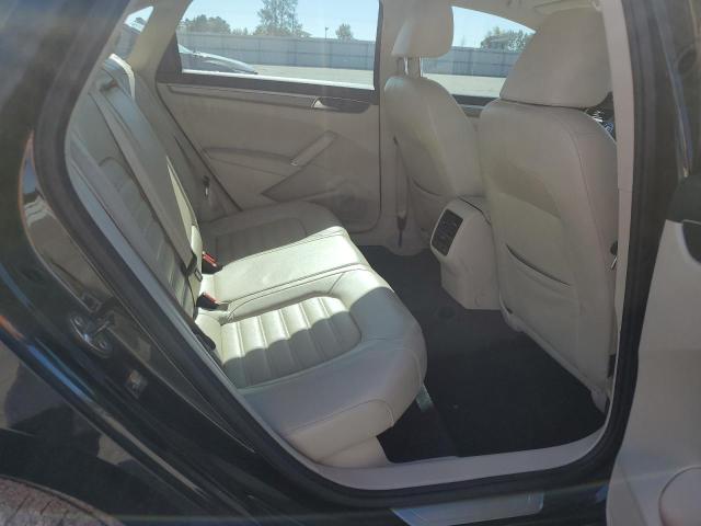 2016 VOLKSWAGEN PASSAT SEL - 1VWCM7A37GC045090