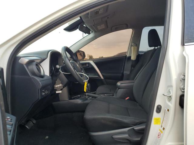 JTMZFREV1HJ702302 Toyota RAV4 LE
