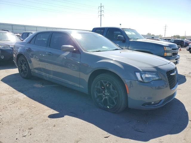 2C3CCAGG0KH569804 Chrysler 300 S 4