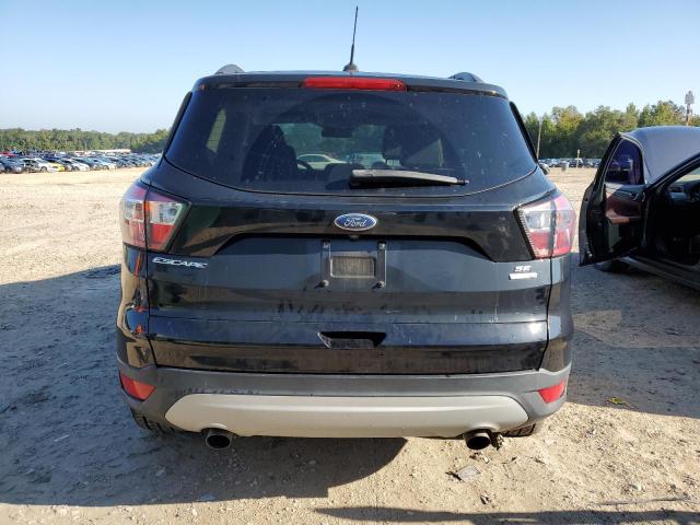 1FMCU9G92JUC63509 Ford ESCAPE SE