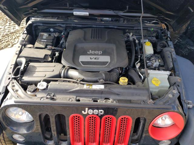1C4BJWDG2FL768361 Jeep Wrangler Unlimited Sport