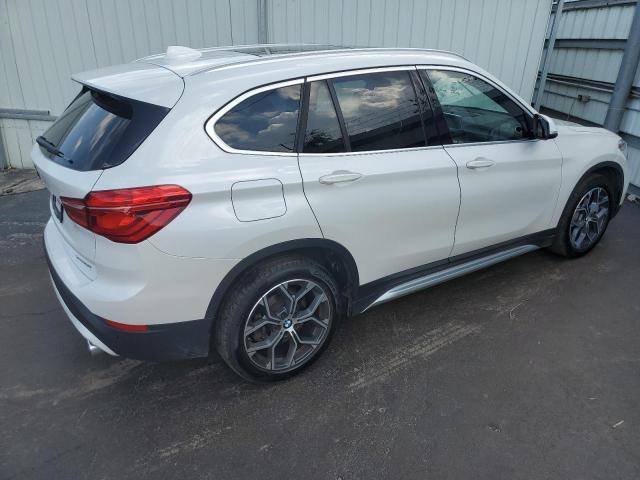 WBXJG9C09N5V37270 BMW X1 XDRIVE2 3