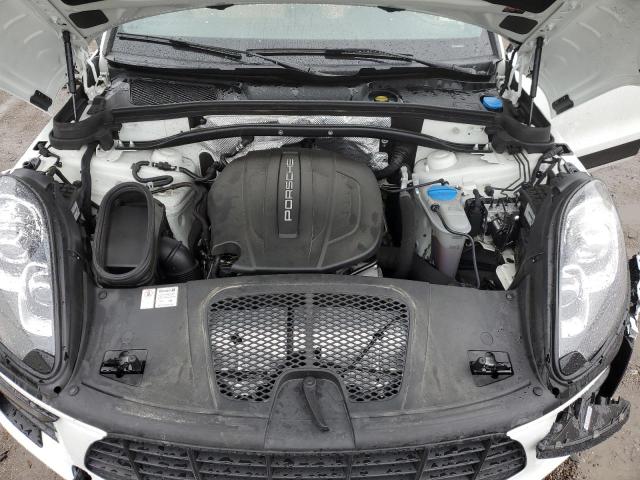 VIN WP1AA2A58JLB00255 2018 Porsche Macan no.12