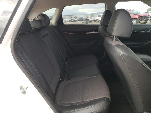 KNDEU2AA8M7130621 KIA SELTOS S