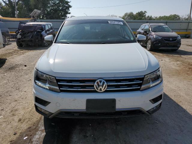 3VV2B7AX9KM015332 Volkswagen Tiguan SE 5