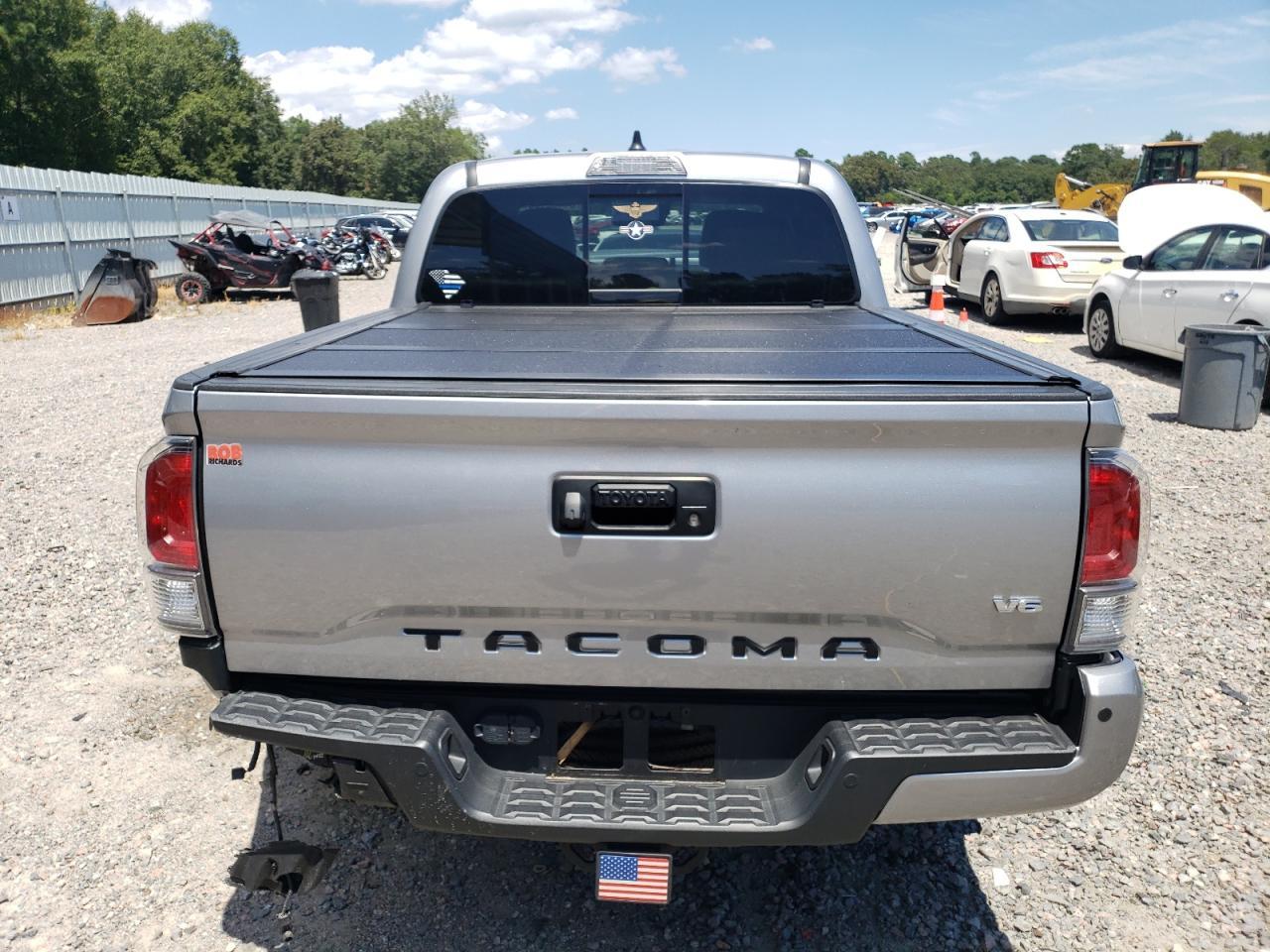 VIN: 5TFAZ5CN3MX115476 2021 TOYOTA TACOMA