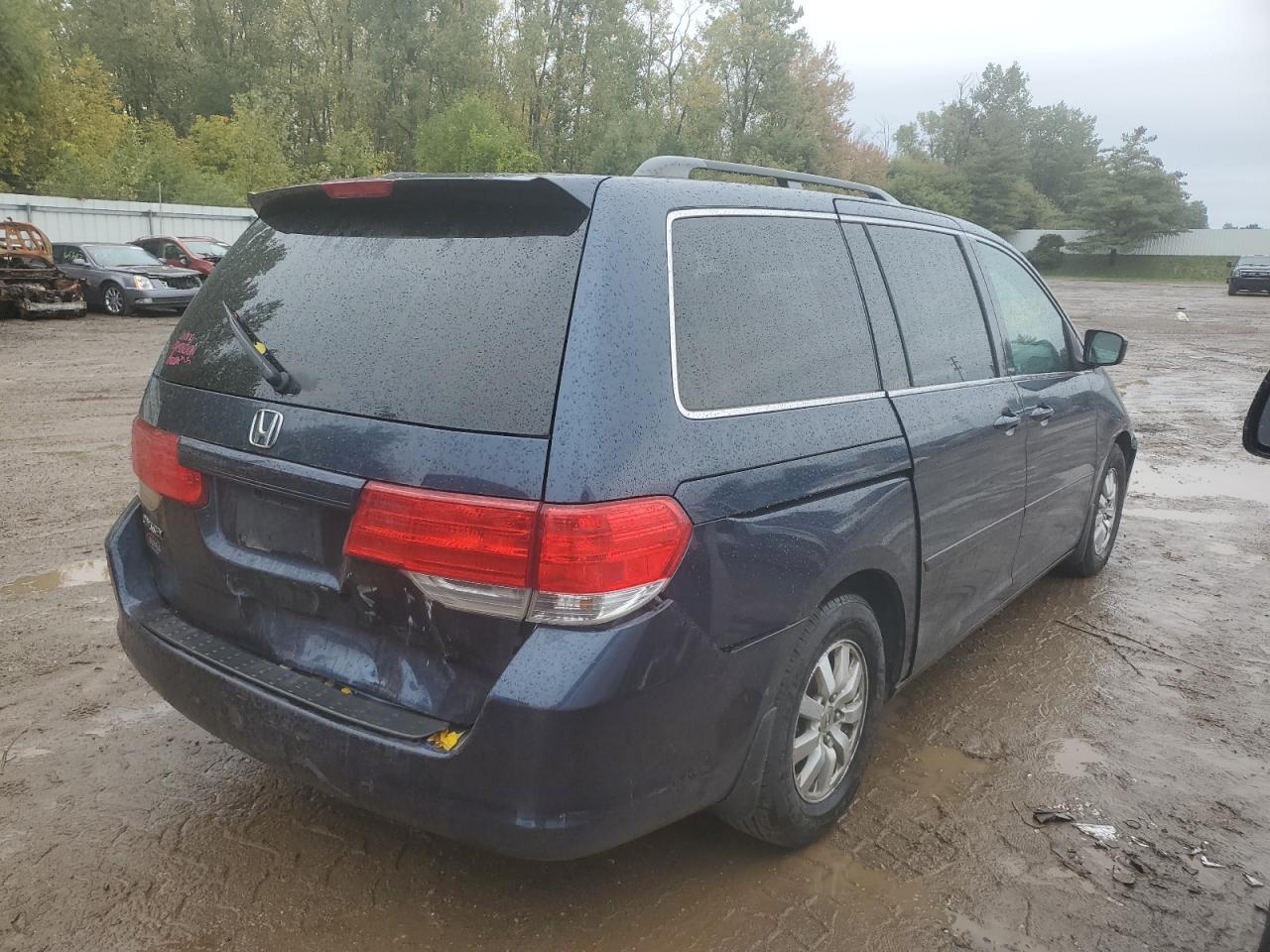 5FNRL3H51AB040672 2010 Honda Odyssey Ex