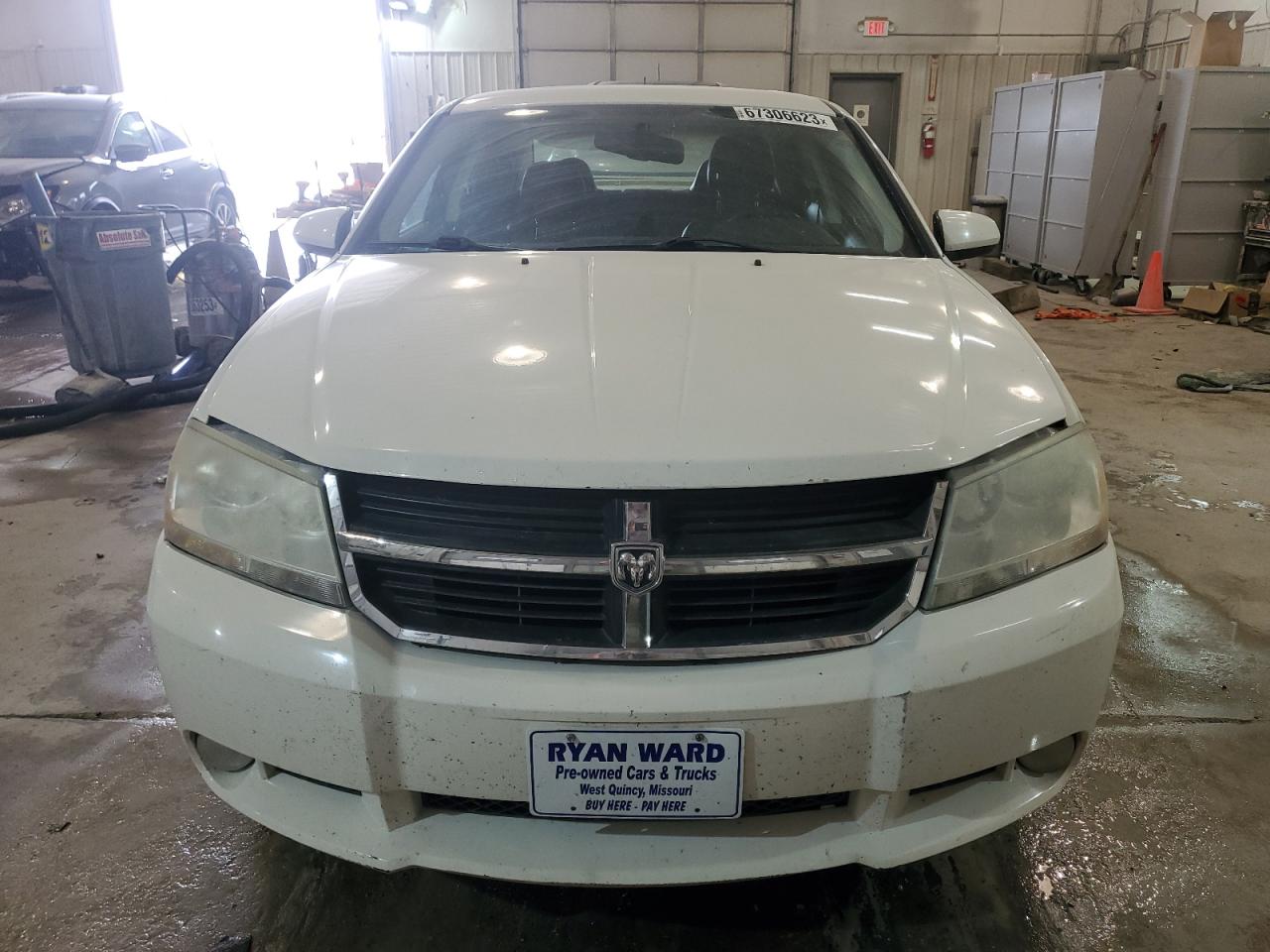 1B3CC5FV9AN173414 2010 Dodge Avenger R/T