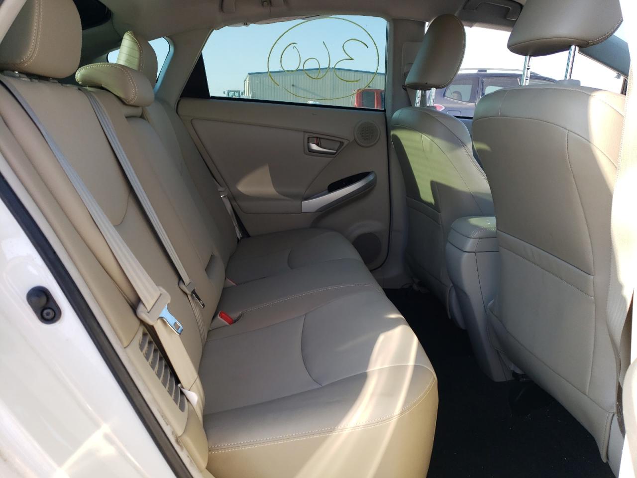 JTDKN3DUXE0367875 2014 Toyota Prius JTDKN3DUXE0367875 2014 Toyota Prius