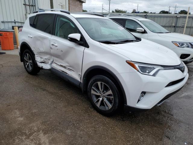 2T3WFREV9HW399452 Toyota Rav4 Xle