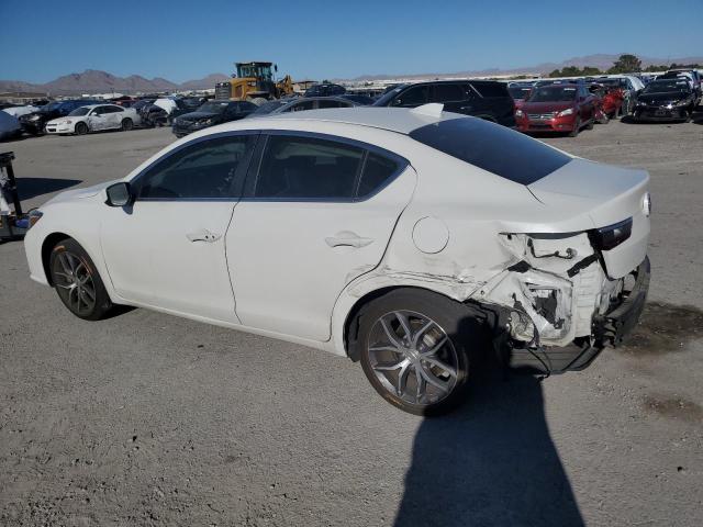 19UDE2F77LA002833 Acura ILX PREMIU 2