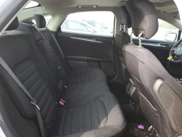 3FA6P0H76FR145498 Ford FUSION SE