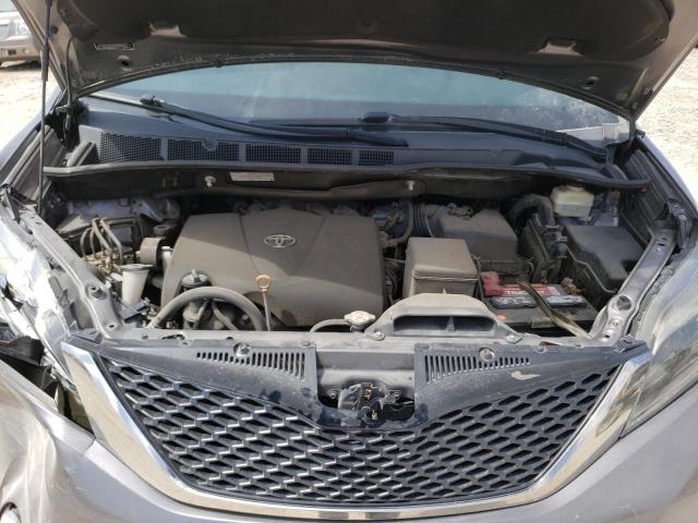 5TDXZ3DC0HS829346 2017 TOYOTA SIENNA, photo no. 12