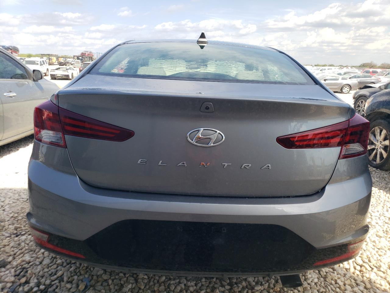 5NPD84LF5KH443848 2019 Hyundai Elantra Sel