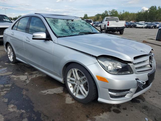 VIN WDDGF8AB1DR288842 2013 Mercedes-Benz C-Class, 3... no.4