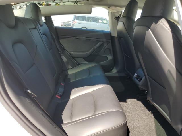5YJ3E1EA0PF571568 Tesla MODEL 3